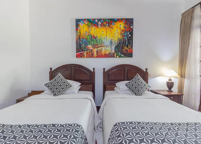 Hotel Puri Mango