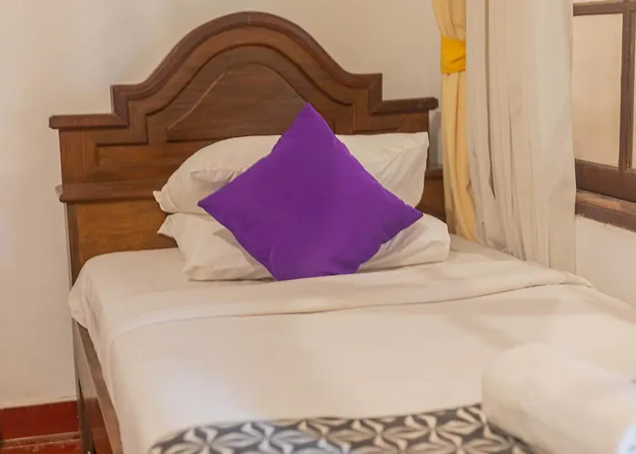 Hotel Puri Mango